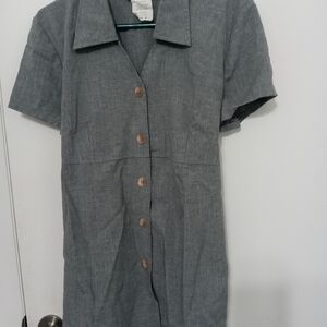 Motherhood button down Gray Tunic blouse ties in back short sleeve